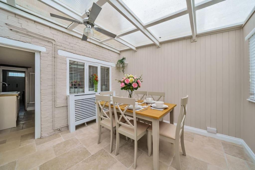 Fox Cottage, Within 5 Min Walk Of Bicester Village Экстерьер фото